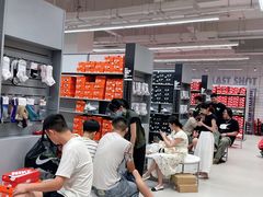 -百联奥特莱斯广场(长沙店)