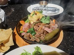 -Chili's Cafe&Bar奇利斯(滨江店)