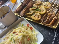 -老班长·小龙虾·鲜货烧烤大排档(金街美地店)
