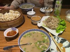 -裕合顺清真餐厅·回民老菜·大连海鲜·特色烧烤(西安路店)