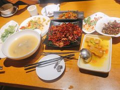 -隔壁老王·家常云南菜(花巷店)