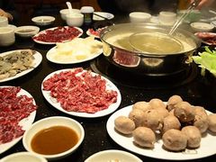 -名门潮牛·鲜牛肉海鲜火锅.烧烤自助餐厅(诚丰广场店)