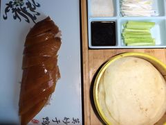 味莊招牌烤鸭-味莊·青岛菜(云霄路店)