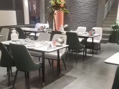 -何适山庄·团餐住宿(水长城P2停车场店)