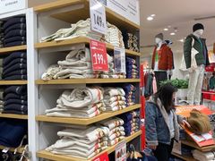 -优衣库(上海虹口龙之梦店)