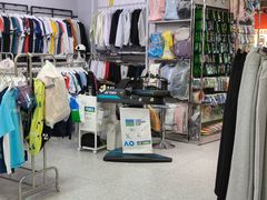 -YONEX苗江运动城(源深店)