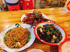 -冶建镜子·老南昌大排档·江西虾王(总店)