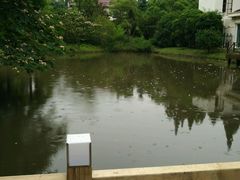 -上海怡沁园度假酒店
