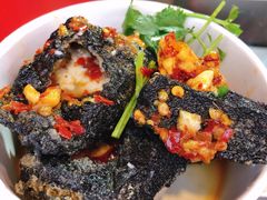 -黑色经典臭豆腐·湖南特产(坡子街店)