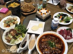 -峨嵋小镇·川菜(勒泰中心店)