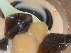 -八婆婆烧仙草(曾厝垵店)