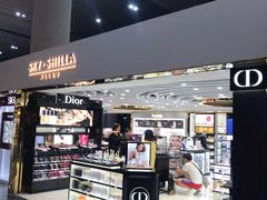 -中免(澳门机场免税店)