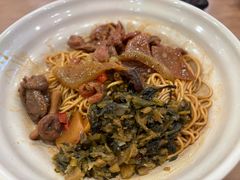 酸辣鸡杂干挑面-佬钱湾仔(衣裳街店)