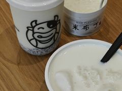 鲜奶紫米露-乍甸乳业鲜奶吧(红河水乡店)