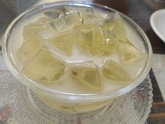 茉莉花水晶冰凉粉加蜂蜜-周大娘牛乳(旧寨古村总店)