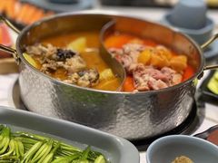 猪手鸳鸯锅-小街猪手(团结湖店)