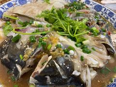 剁椒鱼头-岳季煎饺