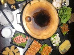 -冰冰龙虾·江湖菜·花园江景餐厅