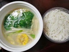 老妈经典过桥米线-老妈米线(港龙店)