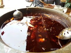 -谭记石锅鱼府(三道堰店)