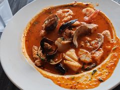 -Fish Hopper