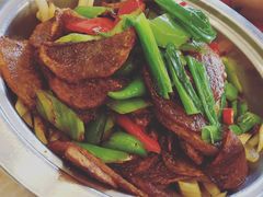 -胖太太四川麻辣排骨串(镇江路分店)