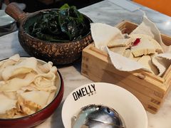 -澳美徕·港式花胶鸡火锅(高新万达店)