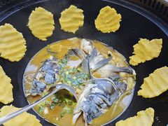 -老农民柴火灶鲜鱼馆