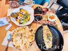 -HELLO 27 意面·沙拉·帕尼尼