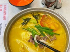 -汤小云火锅米线(钻汇广场店)