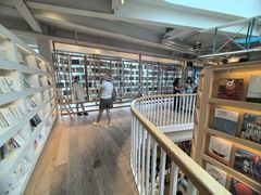 -猫的天空之城概念书店(北戴河蔚蓝海岸店)