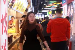 -爱的化妆工作室(雅地天际店)