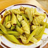 一進門已經滿座位置不多️點了「炒猪肝」很好吃很嫩偏甜口