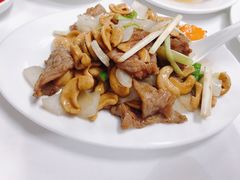 腰果炒牛肉-新陶陶酒家