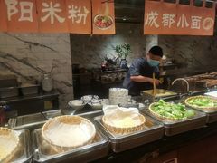 -岷山饭店-芝芝自助餐厅