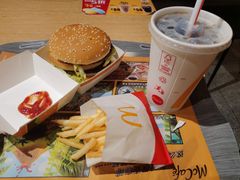 -麦当劳(国际社区店)