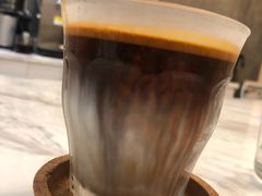 Dirty-red donkey coffee