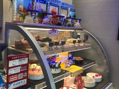 面包甜点陈列柜-DQ·蛋糕·冰淇淋(融创茂店)