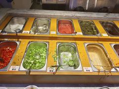-爱有声毛肚串串火锅自助(龙之梦大都汇店)