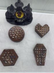 -AI艾耳·专业手工耳洞·穿孔美学馆