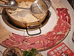 -牛人日志·鲜牛肉骨汤火锅(万科里瑧店)