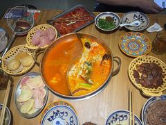 -洱火云南酸菜牛肉火锅(石景山当代商城店)