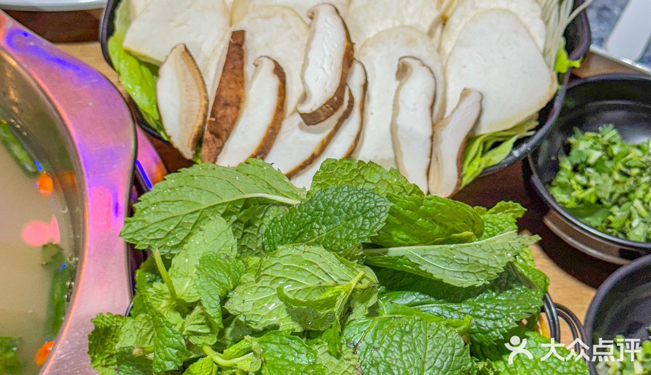 勇敢牛牛！不怕困难！杭州！这口黄牛肉火锅