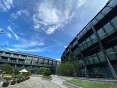 -上海滴水湖皇冠假日酒店