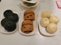 -李与白包子铺(桐梓林店)