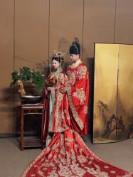 -城市花园婚纱摄影