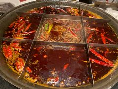 九宫格锅底-纸盐河码头火锅(十八梯店)