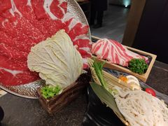 -湊湊火锅·茶憩(打浦桥日月光店)