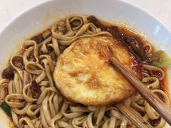 -李与白包子铺(桐梓林店)