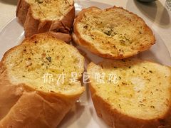 奶蒜白包-老井俄式餐厅